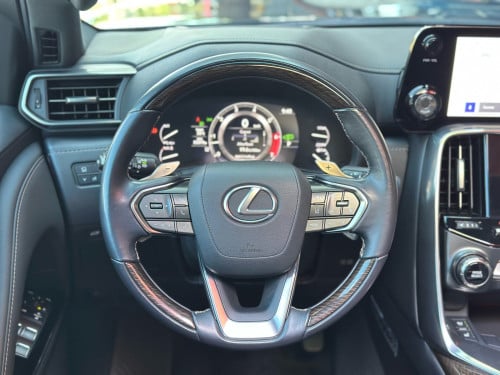 2023 LEXUS LX600 VIP 4 seats អារ៉ាប់