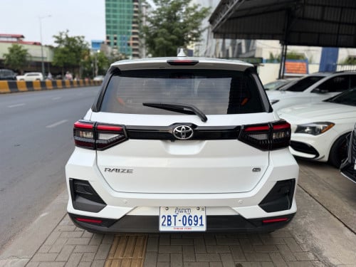 2023 Toyota Raize (27000km) អត់​បុក​ សោ2គ្រប់​ ម្ចាស់ដេីម​