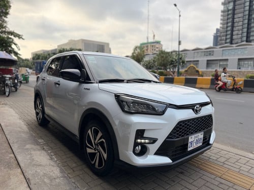 2023 Toyota Raize (27000km) អត់​បុក​ សោ2គ្រប់​ ម្ចាស់ដេីម​