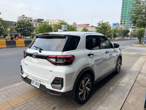 2023 Toyota Raize (27000km) អត់​បុក​ សោ2គ្រប់​ ម្ចាស់ដេីម​