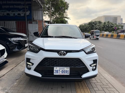 2023 Toyota Raize (27000km) អត់​បុក​ សោ2គ្រប់​ ម្ចាស់ដេីម​