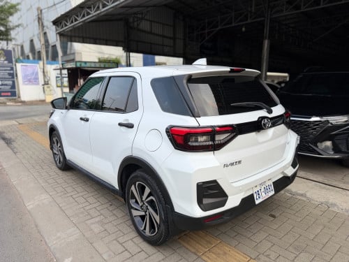 2023 Toyota Raize (27000km) អត់​បុក​ សោ2គ្រប់​ ម្ចាស់ដេីម​