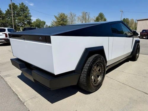 2024 Tesla Cybertruck AWD Full Option