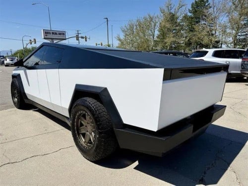 2024 Tesla Cybertruck AWD Full Option