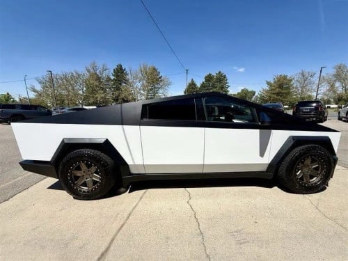 2024 Tesla Cybertruck AWD Full Option