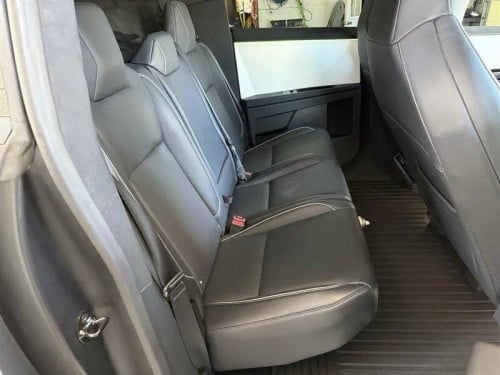 2024 Tesla Cybertruck AWD Full Option