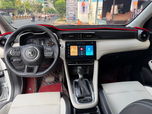 2025 MG ZS (1ម៉ឺនkm) ស៊ីនមួយជុំ​ សោ2គ្រាប់​ ម្ចាស់ដេីម