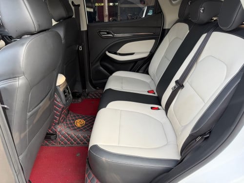 2025 MG ZS (1ម៉ឺនkm) ស៊ីនមួយជុំ​ សោ2គ្រាប់​ ម្ចាស់ដេីម