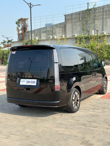 37000$🚘 ឡាន Hyundai Staria VIP Lounge 7-seater 2022