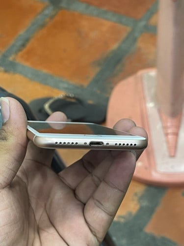 8G ស្អាតៗ