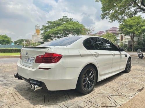 BMW 528i up F10 2015
