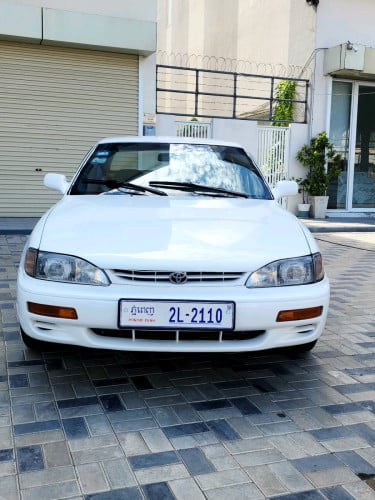 Camry 1996ជាប្រភាទឡានស្អាតឯកសារគ្រប់