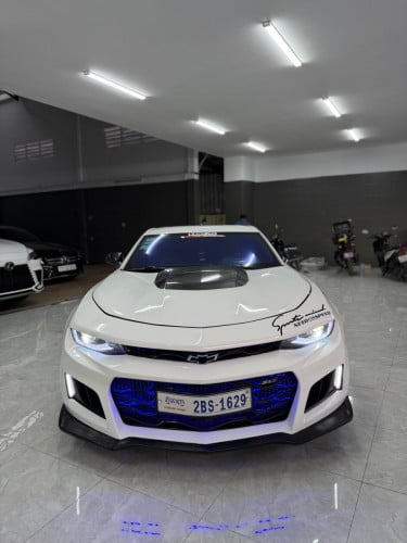 Chevrolet Camaro RS Top Options