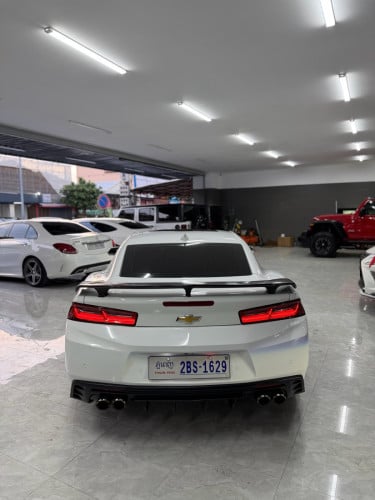 Chevrolet Camaro RS Top Options