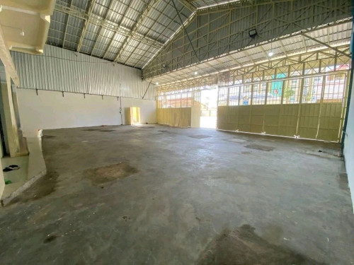 Commercial Warehouse for Rent in Krang Thnong!