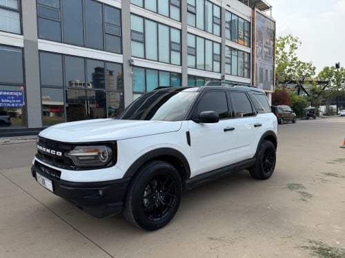 Ford bronco spot 2021 full option