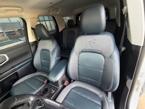 Ford bronco spot 2021 full option
