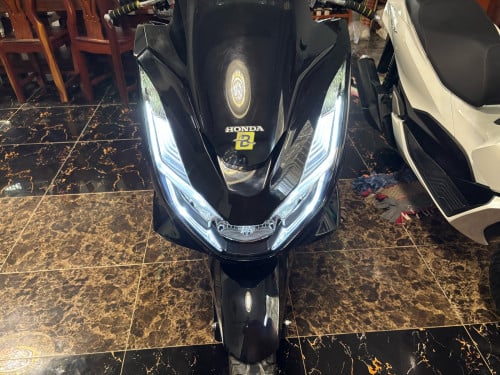 HONDA PCX 2021 125cc 2250$