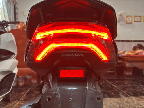 HONDA PCX 2021 125cc 2250$