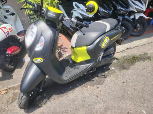 Honda scoopy2023