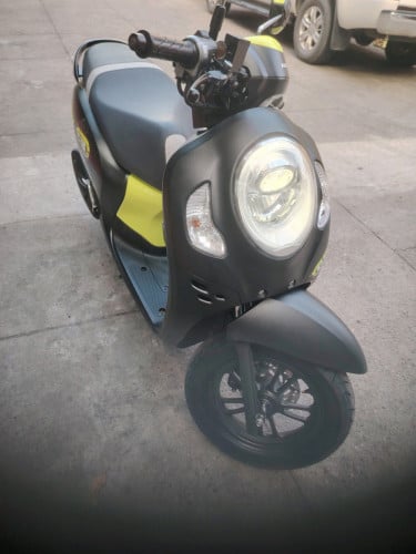 Honda scoopy2023