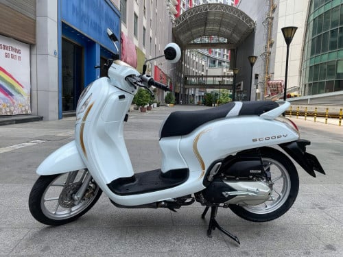 Honda Scoopyi 2014