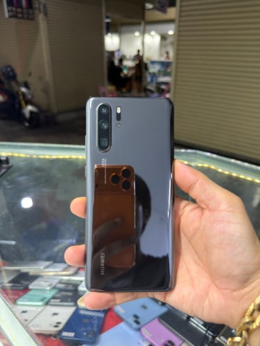 Huawei P30 Pro Black CH សុីម២ , Ram8GB HD128GB Phone Condition 98% , ម៉ាស៊ីនសានុំហ្សីន