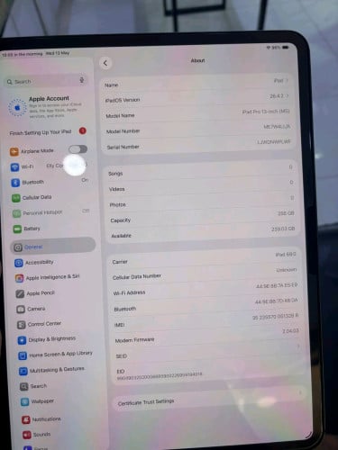 Ipad pro 13in M5 256G sim 98.99%