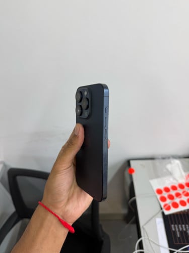 iPhone 15 pro 1TB LL/A សំនុំសុីន