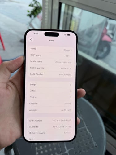 iPhone 15 pro max LL/A