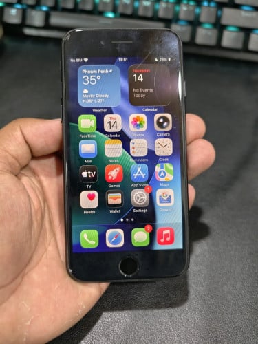 iPhone SE2 128GB ទូរស័ព្ទតូចងាយស្រួលដាក់តាមខ្លួន sim2 sim and esim