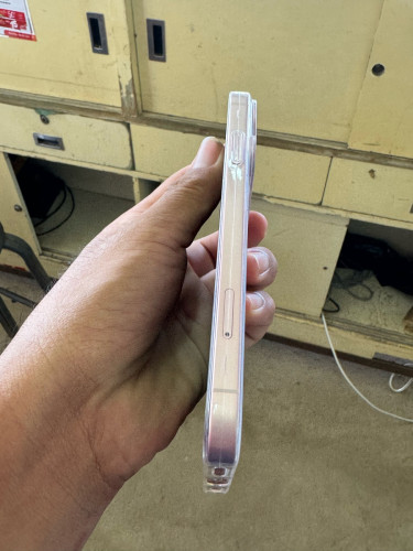 Iphone XR បន្តឹង Iphone 17 pro max🩷