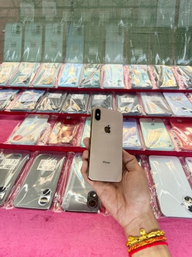 iPhone XS 64G LLA សានុំសុីន តម្លៃ 75$