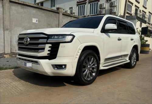 Land Cruiser.2008 ឡេីង 2023 Arab.Fulloption