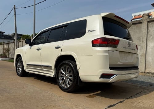 Land Cruiser.2008 ឡេីង 2023 Arab.Fulloption