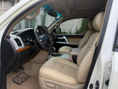 Land Cruiser.2008 ឡេីង 2023 Arab.Fulloption