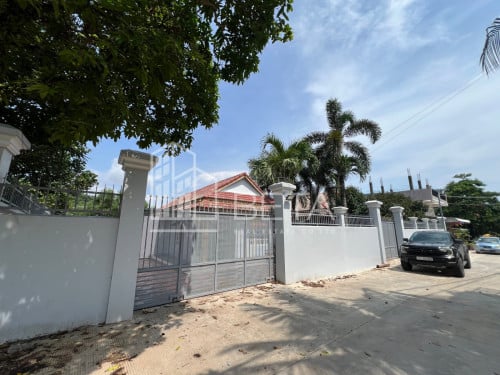 Land for sale in O3 4040sqm near Peace gastation Krong Preah Sihanouk
