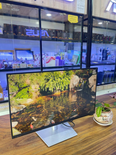 Lcd P2227H