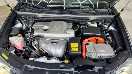 LEXUS ES300H Full Premium ឆ្នាំ 2013 ពណ៍ប្រផេះ ក្នុងខ្មៅ