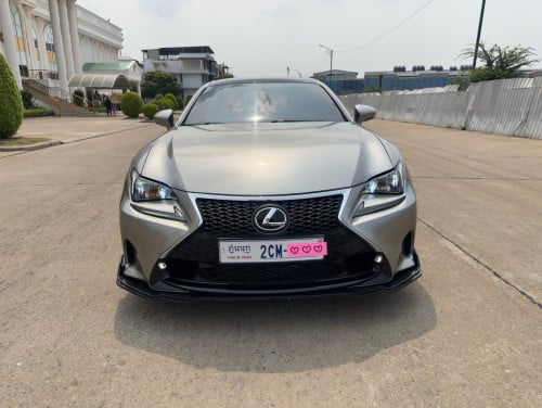 Lexus RC200T 2016 F-Sport ទីតានៀម