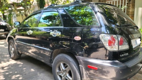 LEXUS RX 300 Year2002 ប៉ុង1 FOR SALE