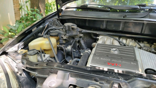 LEXUS RX 300 Year2002 ប៉ុង1 FOR SALE