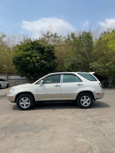Lexus Rx300 2002 ប៉ុង1 ម្ចាស់ដើមទី1 មហាថ្មី🚗13000$🚗012915824🚗