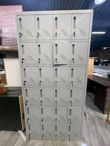 Locker 24doors