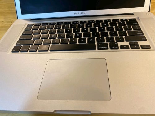 MacBook Pro 2011 8G 1TB វ៉ៃដូរក៏បាន