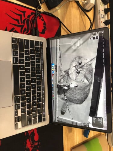Macbook pro M1 touch bar