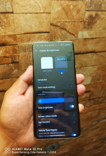 OnePlus 9pro ក្រុមហ៊ុន 256G Ram 16G សានុំសុីនស្អាត 98% ដាច់ 95$