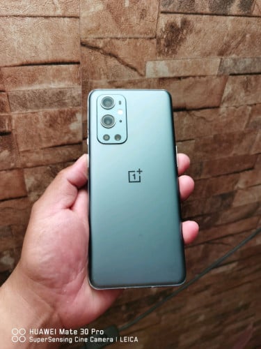 OnePlus 9pro ក្រុមហ៊ុន 256G Ram 16G សានុំសុីនស្អាត 98% ដាច់ 95$