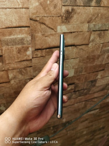 OnePlus 9pro ក្រុមហ៊ុន 256G Ram 16G សានុំសុីនស្អាត 98% ដាច់ 95$
