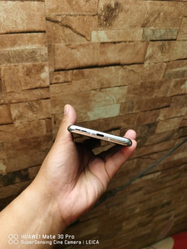 OnePlus 9pro ក្រុមហ៊ុន 256G Ram 16G សានុំសុីនស្អាត 98% ដាច់ 95$